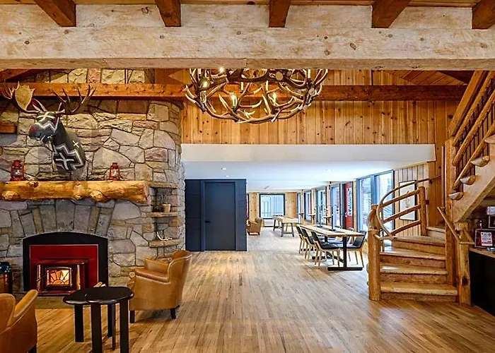 Mountain Modern Hole Hotel