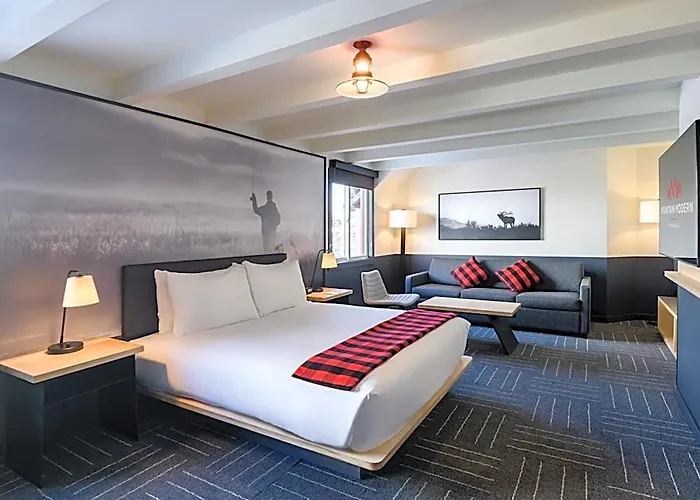 Hotel Mountain Modern Hole 3*